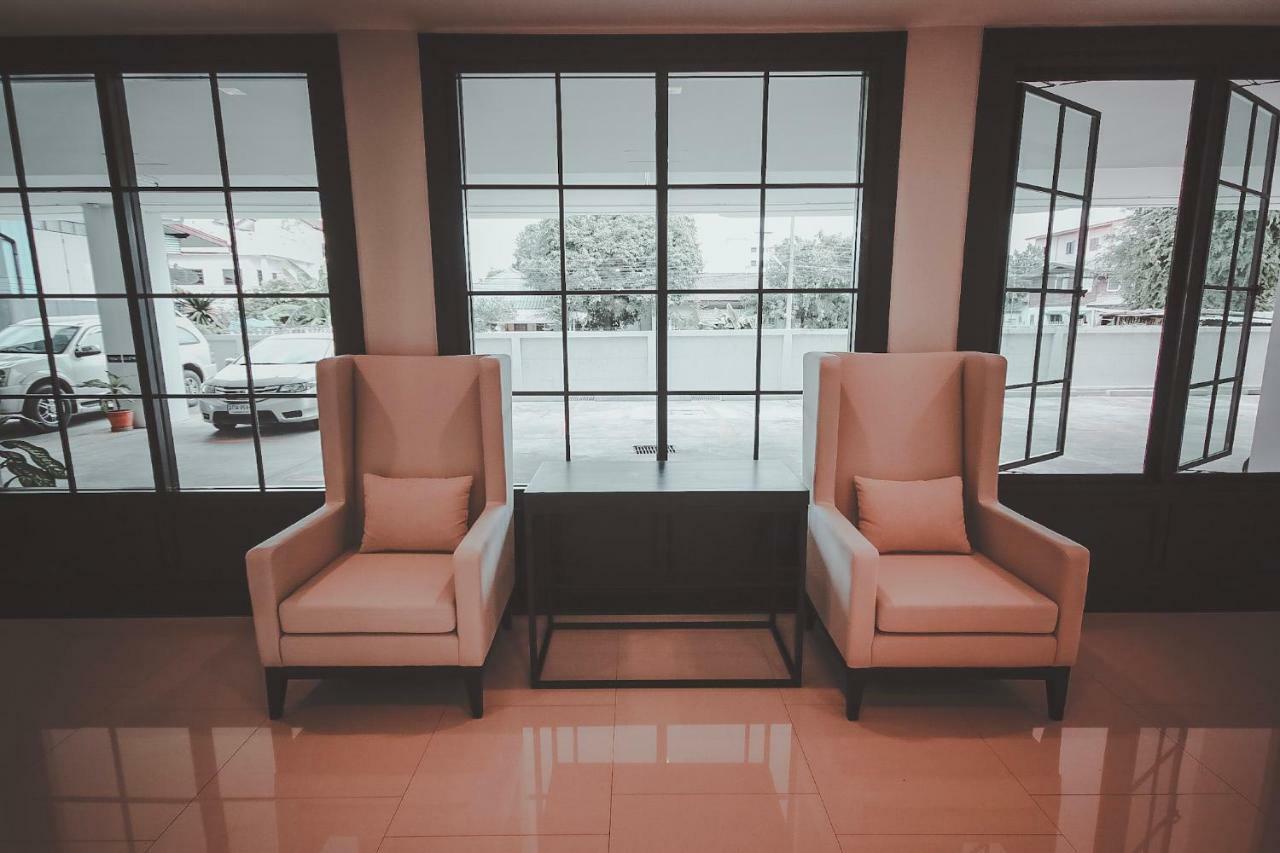 Ava Hotel Пхитсанулок Экстерьер фото